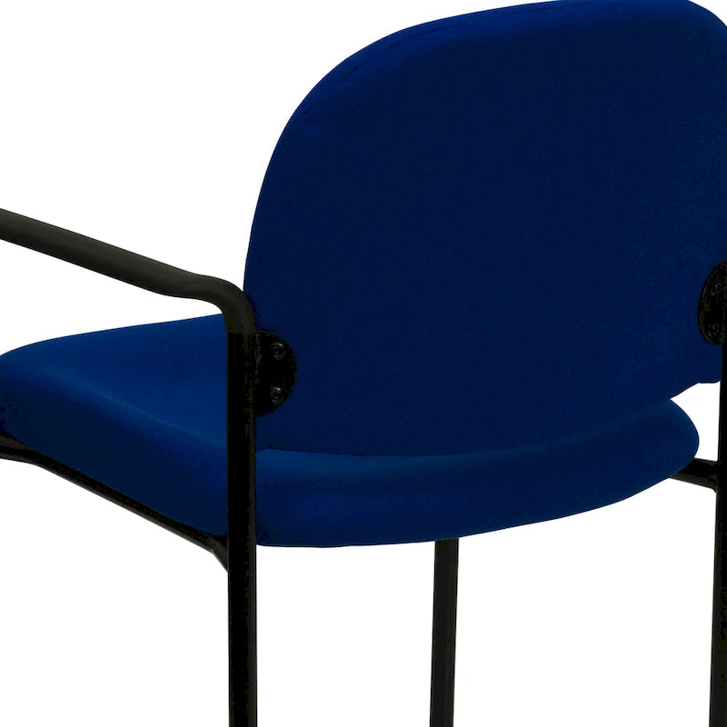 Chaise de réception latérale empilable en acier avec accoudoirs, modèle Confort